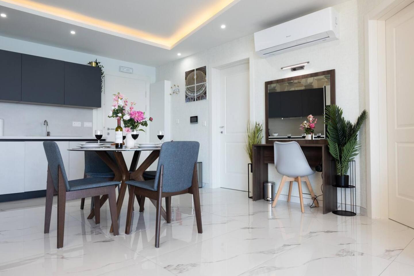Ivory Seafront With Views!- Fl 9 By Homely Apartment St. Paul's Bay